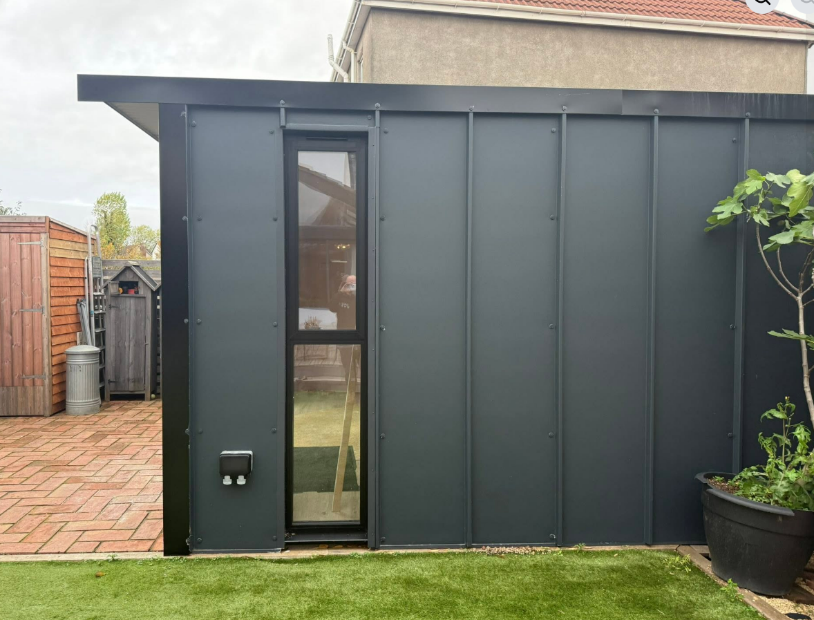 Contemporary garden room exterior finish